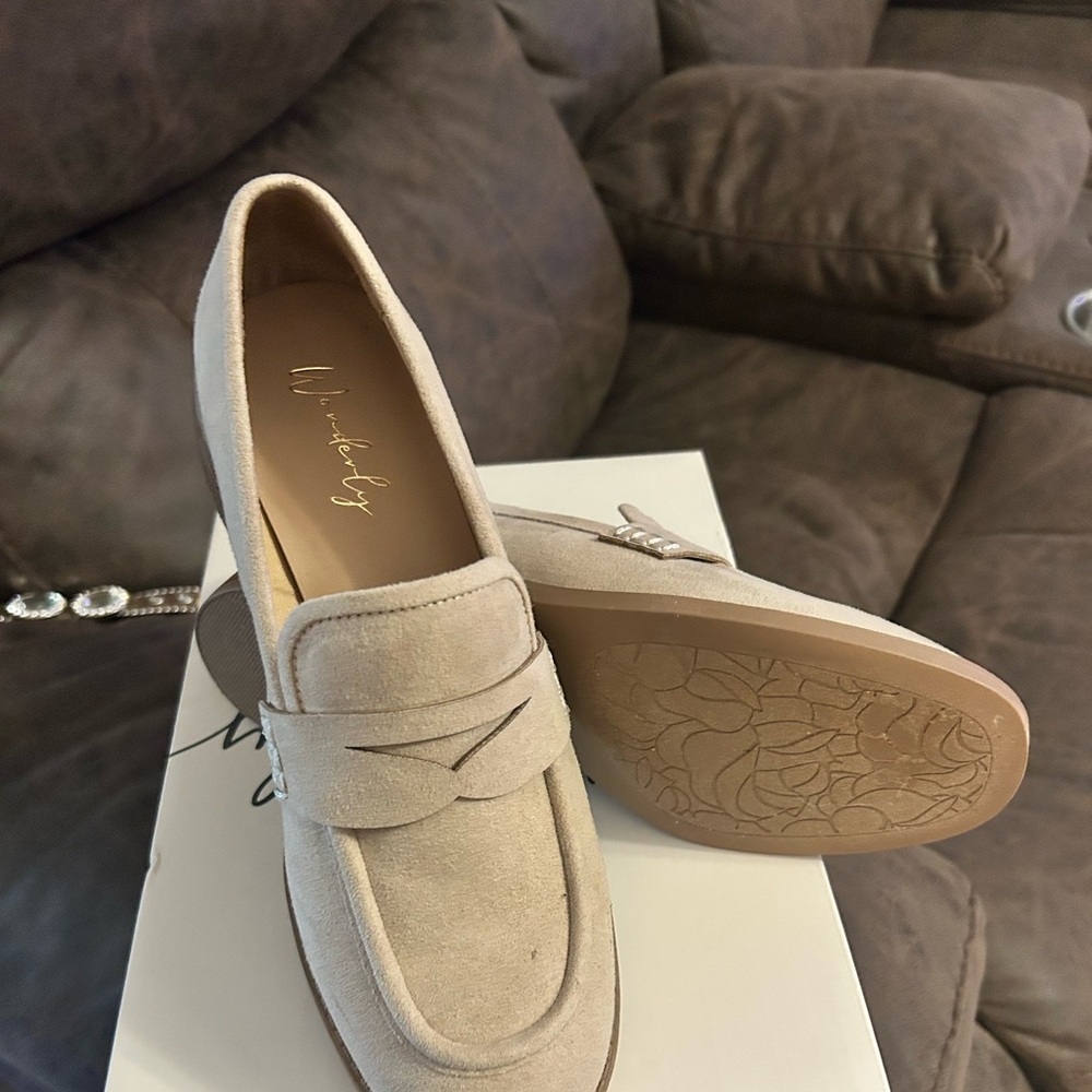 belk Beige Suede Loafers New